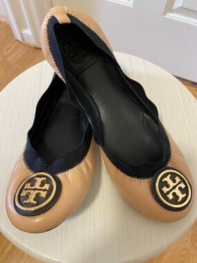 Tory Burch Tan and Black Leather Logo Ballet Flats